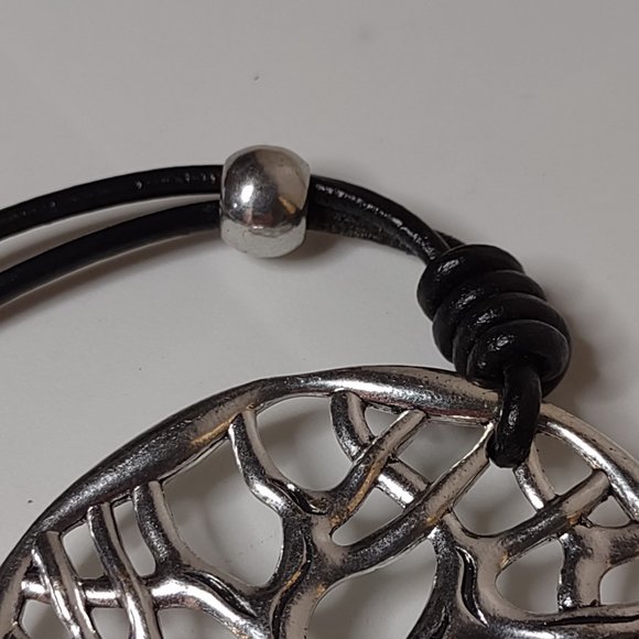 Large Tree Of Life Pendant Necklace Adjustable 30 To 32 Inches Long - Picture 4 of 8